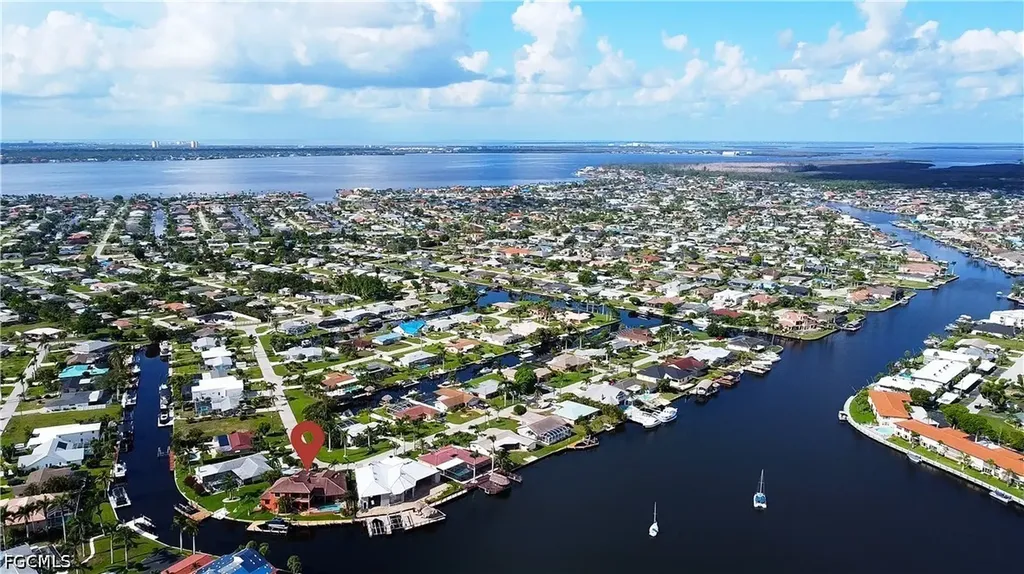 447 Avalon Drive Cape Coral FL 33904