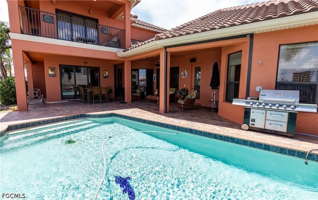 447 Avalon Drive Cape Coral FL 33904