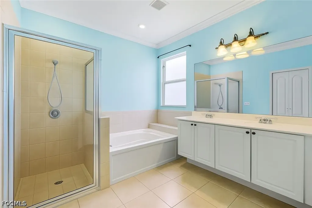 10253 S Silver Palm Drive Estero FL 33928