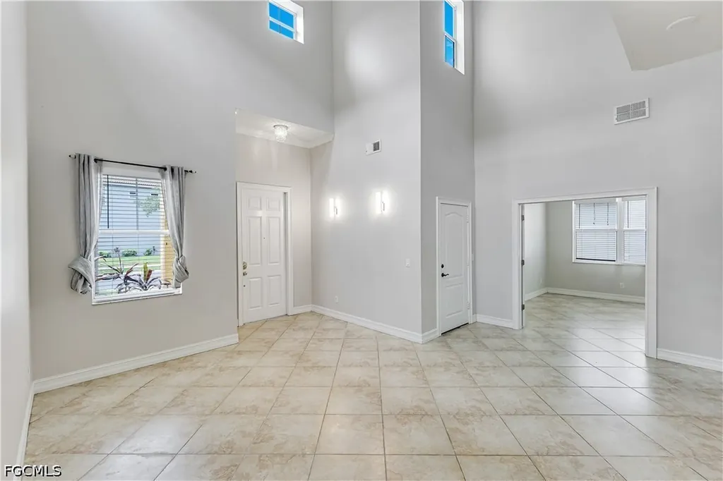10253 S Silver Palm Drive Estero FL 33928