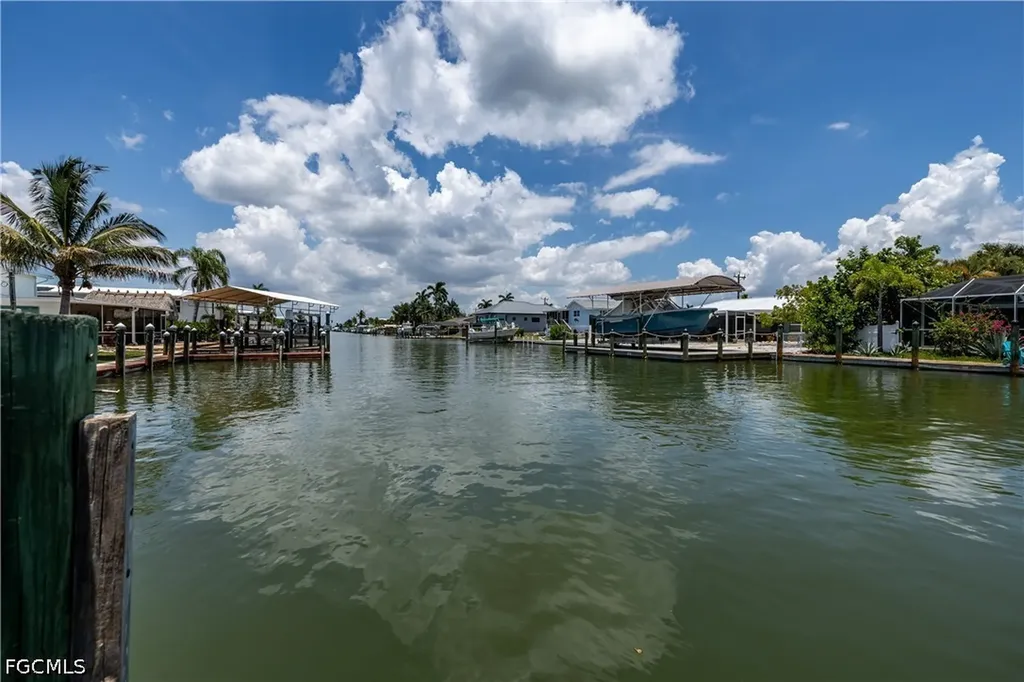 2452 York Road St. James City FL 33956