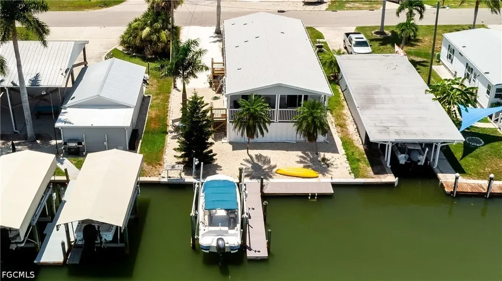 2452 York Road St. James City FL 33956