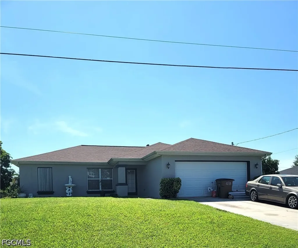 313 SW 14th Place Cape Coral FL 33991