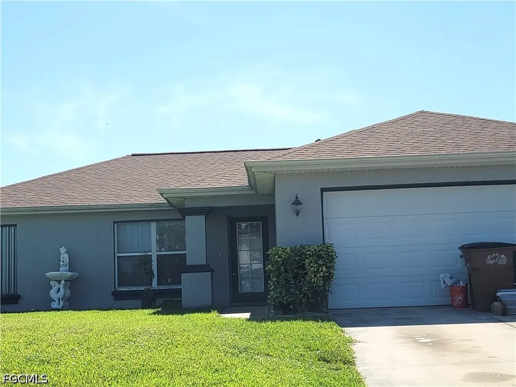 313 SW 14th Place Cape Coral FL 33991