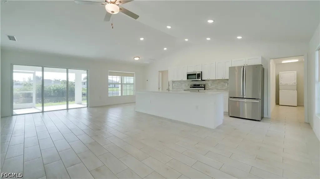1509 NW 3rd Place Cape Coral FL 33993