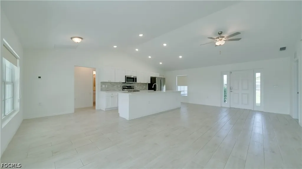 1509 NW 3rd Place Cape Coral FL 33993