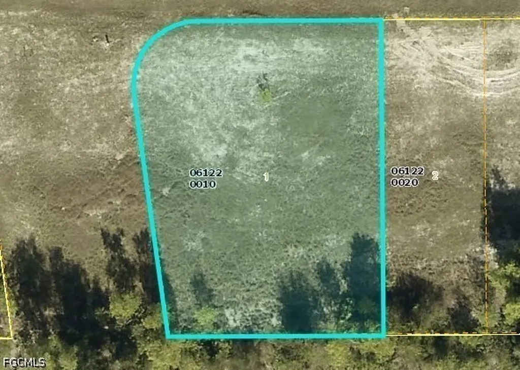 3528 NW 47th Street Cape Coral FL 33993