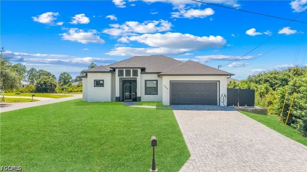 1606 Beth Avenue S Lehigh Acres FL 33976