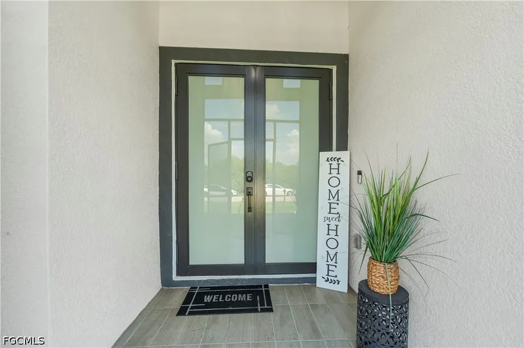 1606 Beth Avenue S Lehigh Acres FL 33976