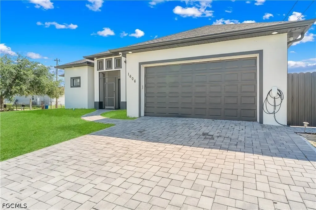 1606 Beth Avenue S Lehigh Acres FL 33976