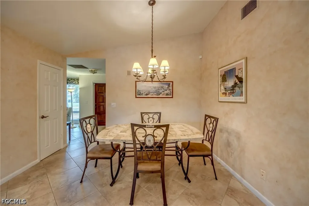 715 SE 33rd Terrace Cape Coral FL 33904