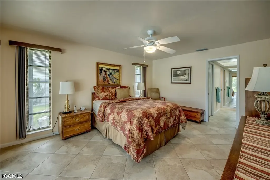 715 SE 33rd Terrace Cape Coral FL 33904