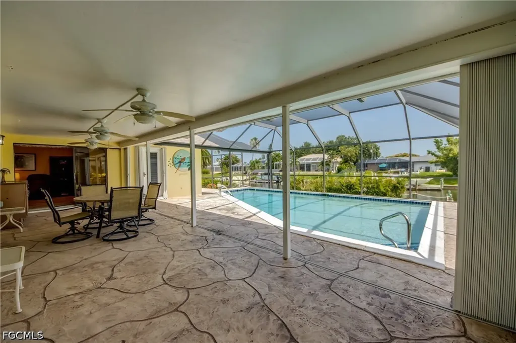 715 SE 33rd Terrace Cape Coral FL 33904