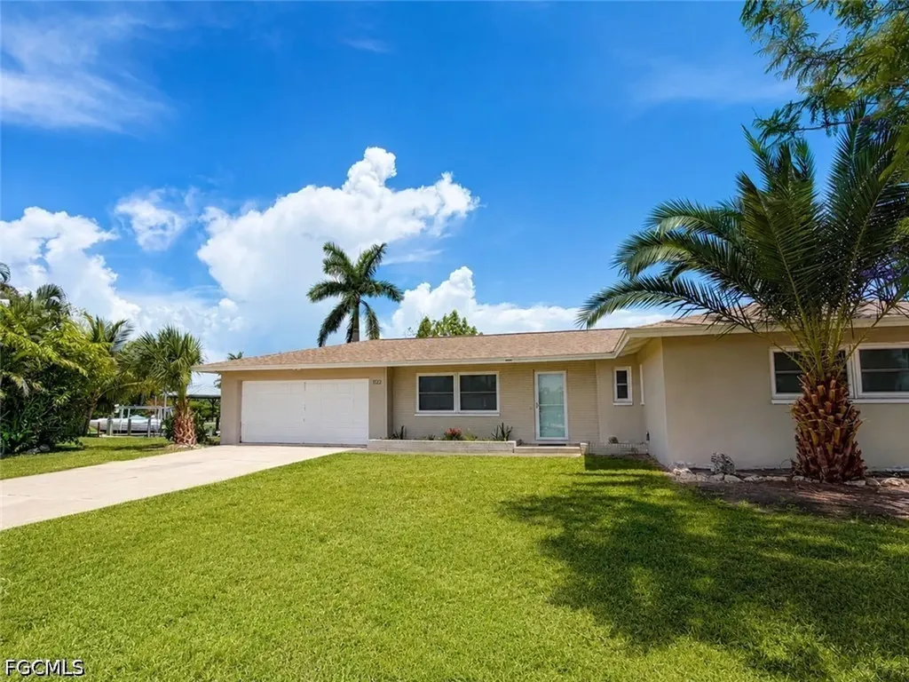 1122 El Dorado Parkway E Cape Coral FL 33904