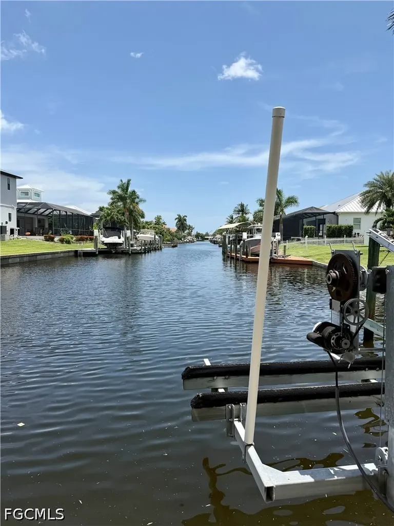 1122 El Dorado Parkway E Cape Coral FL 33904