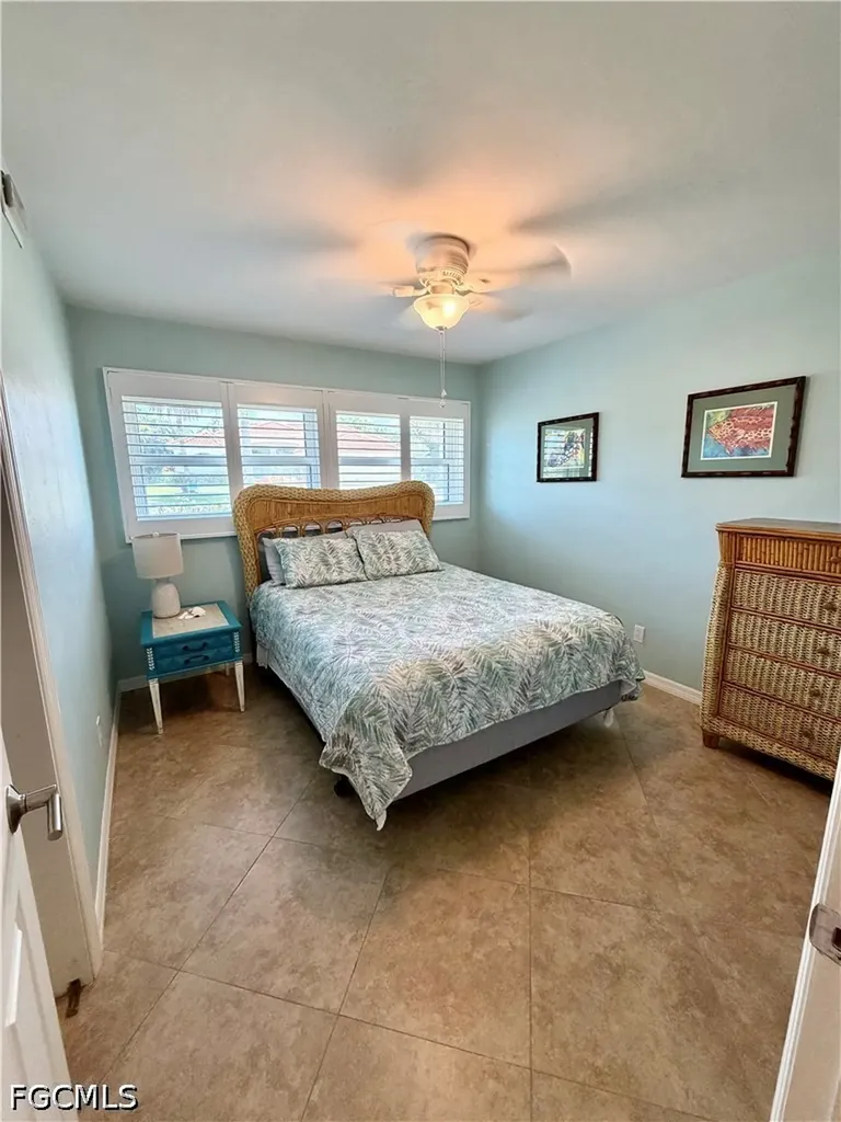 1122 El Dorado Parkway E Cape Coral FL 33904