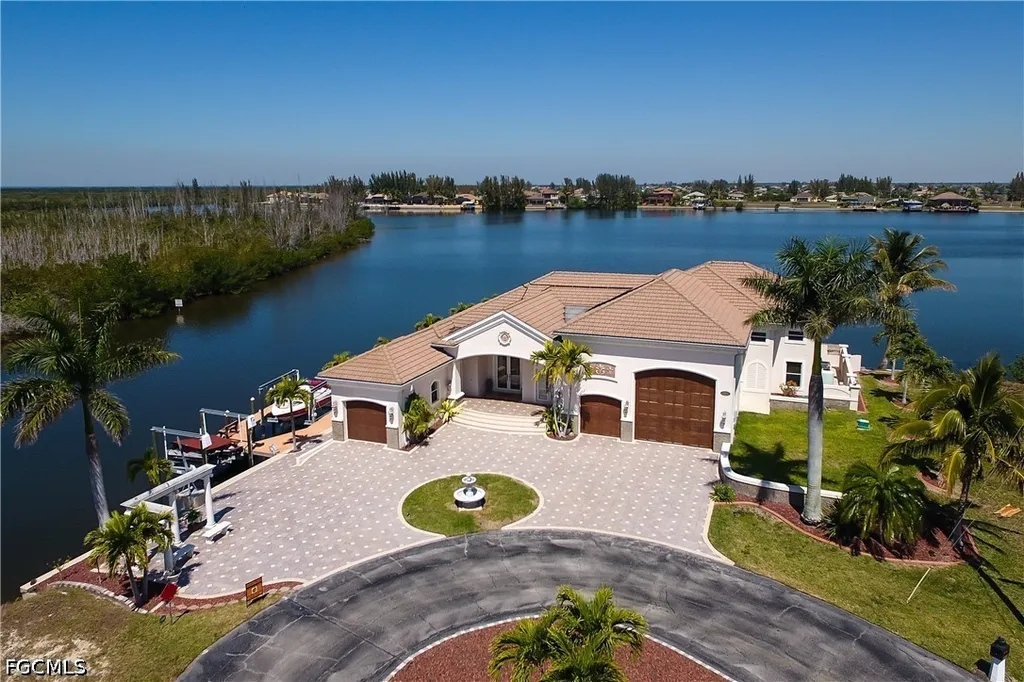 4323 NW 24th Terrace Cape Coral FL 33993