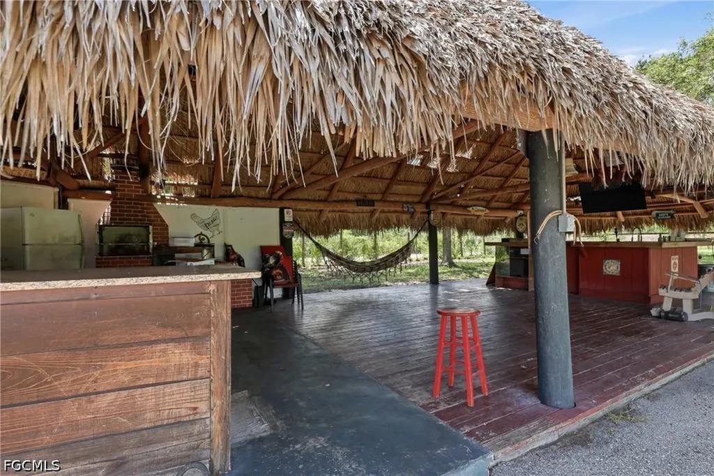 842 Hunting Club Avenue Clewiston FL 33440