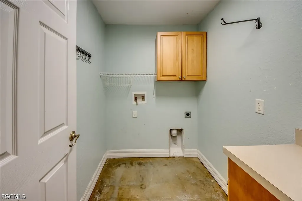 2511 NW 29th Terrace Cape Coral FL 33993