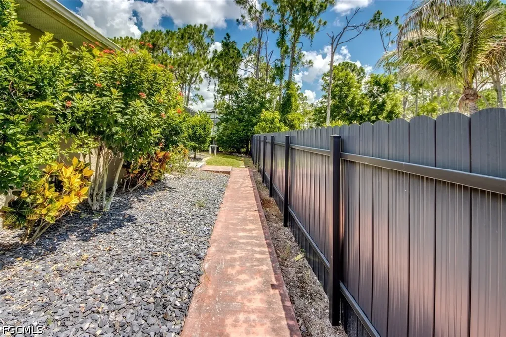 2511 NW 29th Terrace Cape Coral FL 33993