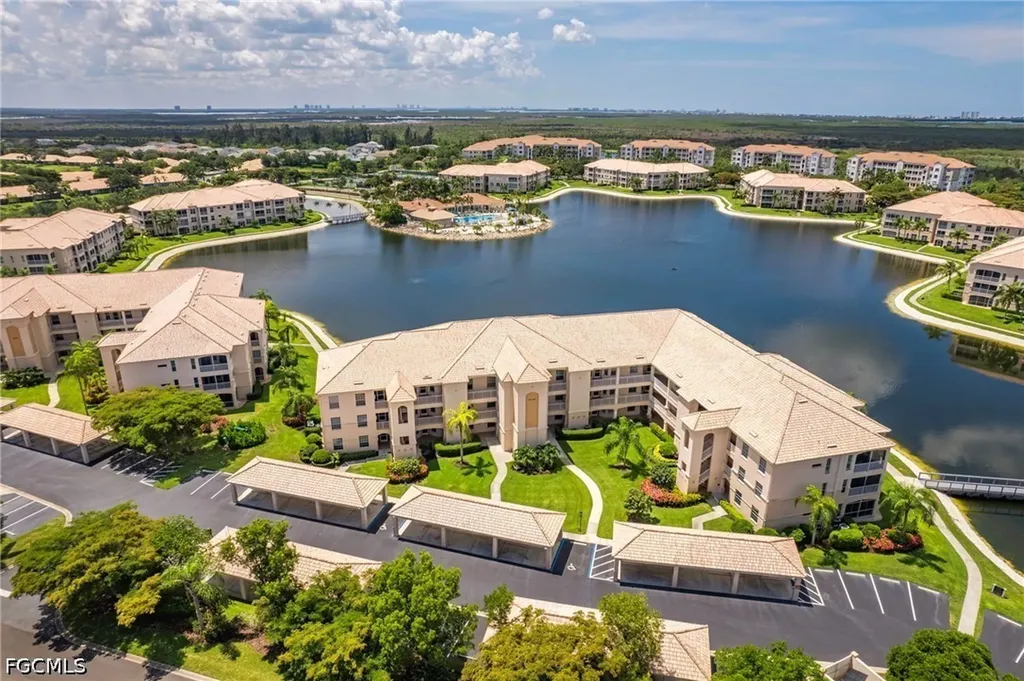9180 Southmont Cove Fort Myers FL 33908