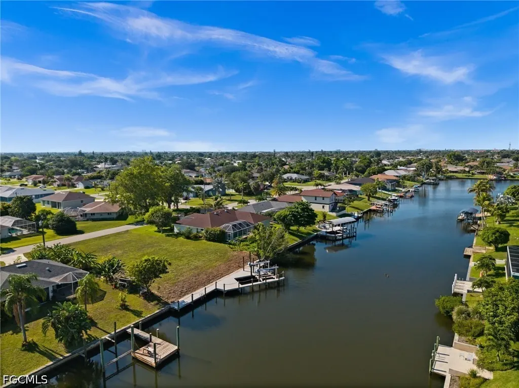3022 SE 6th Avenue Cape Coral FL 33904
