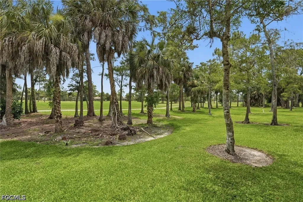 8045 Tiger Cove Naples FL 34113