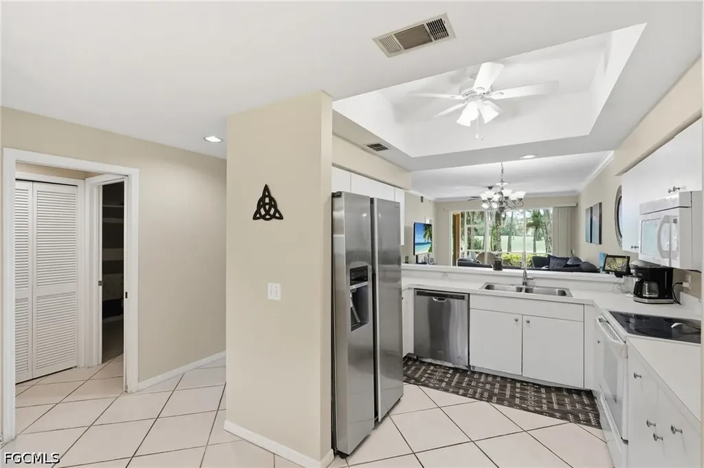 8045 Tiger Cove Naples FL 34113