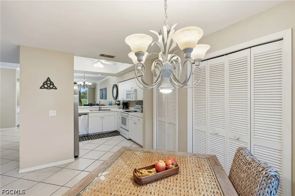 8045 Tiger Cove Naples FL 34113