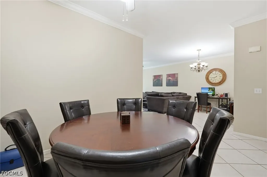 8045 Tiger Cove Naples FL 34113