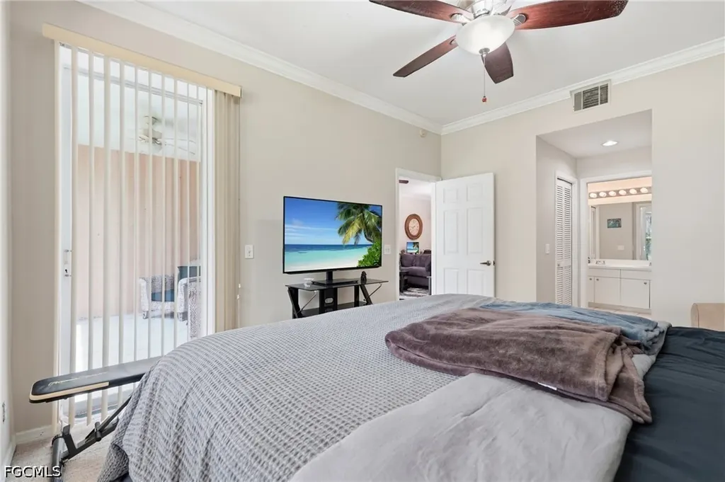 8045 Tiger Cove Naples FL 34113