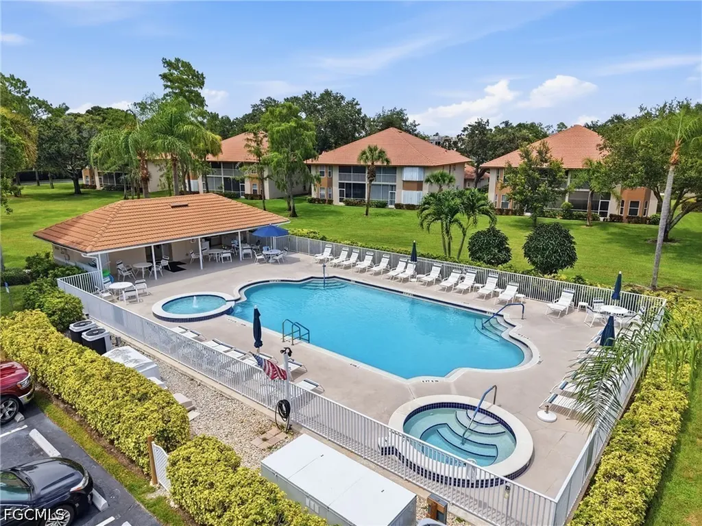 8045 Tiger Cove Naples FL 34113