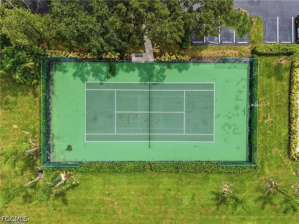 8045 Tiger Cove Naples FL 34113