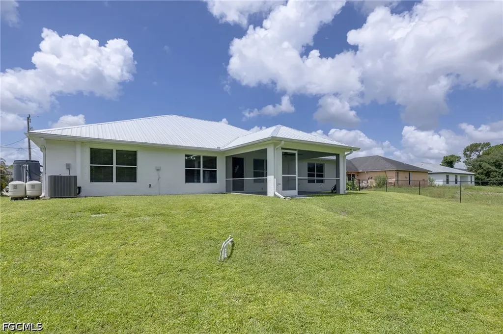 3014 11th Street W Lehigh Acres FL 33971