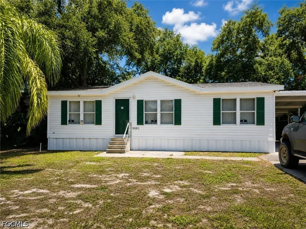 2501 Gail Helen Court North Fort Myers FL 33917