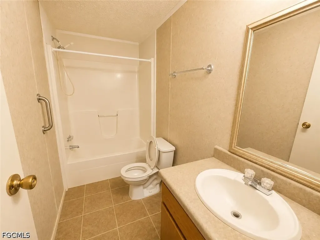 2501 Gail Helen Court North Fort Myers FL 33917