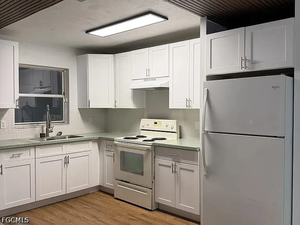 7310 Coon Road North Fort Myers FL 33917
