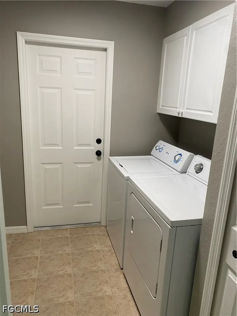 1732 SW 31st Lane Cape Coral FL 33914