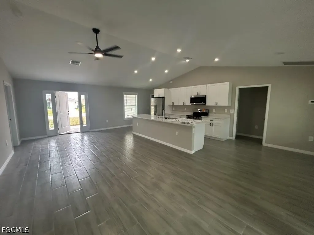 1312 NE 1st Place Cape Coral FL 33909