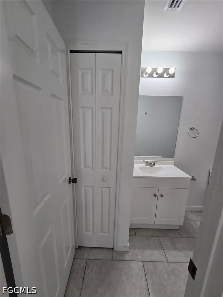 2003 Chiquita Boulevard S Cape Coral FL 33991