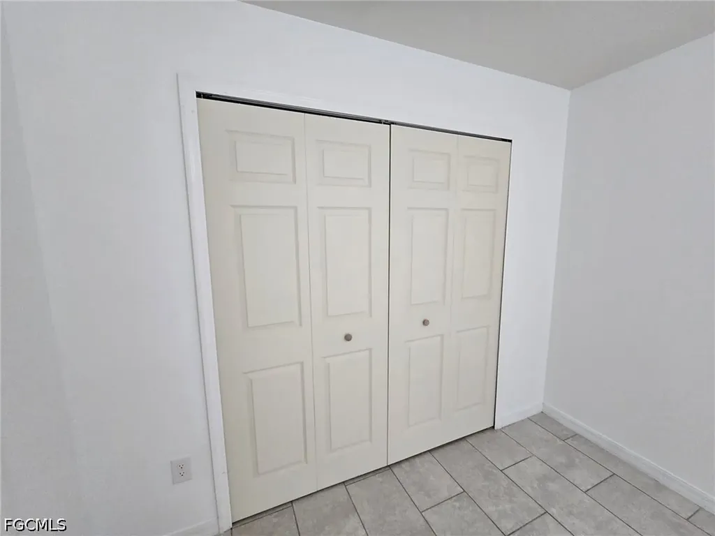 2003 Chiquita Boulevard S Cape Coral FL 33991