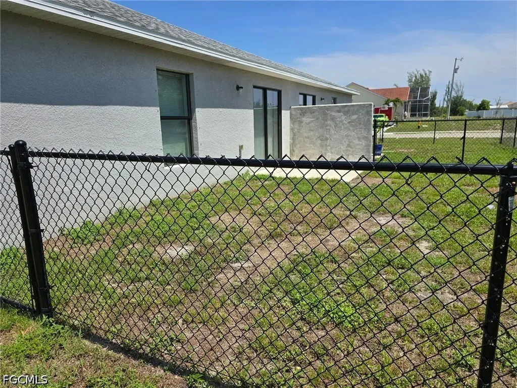 2003 Chiquita Boulevard S Cape Coral FL 33991
