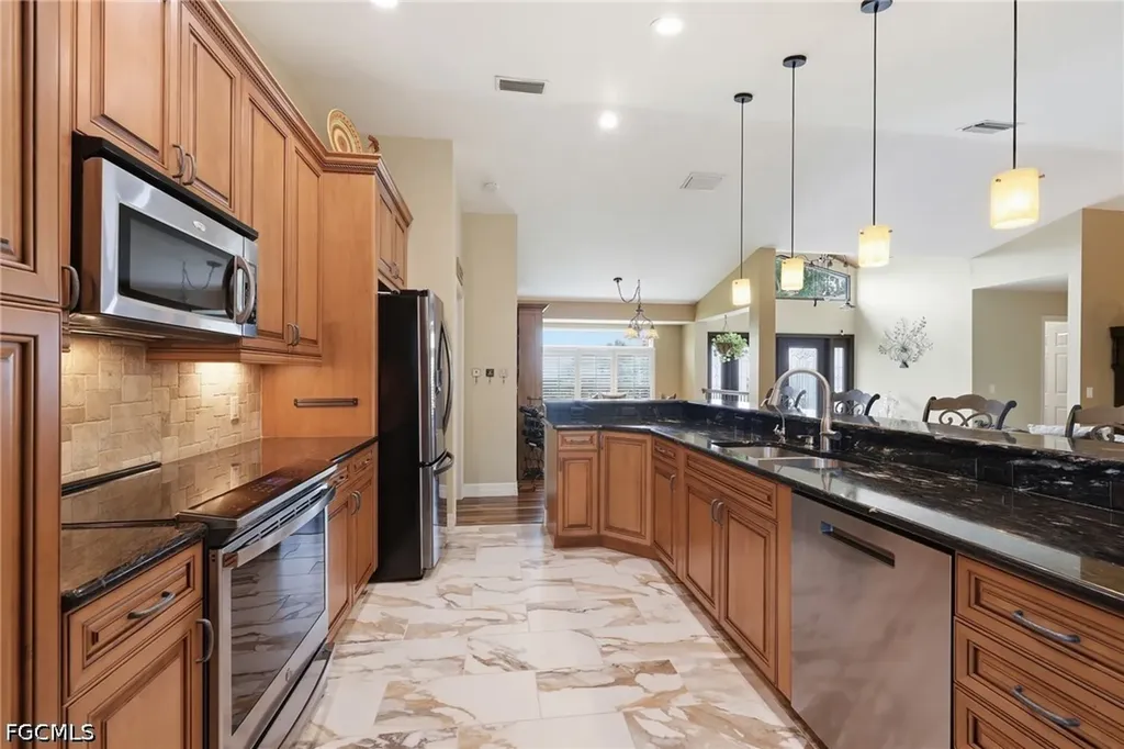 6037 Birnam Wood Lane Fort Myers FL 33908