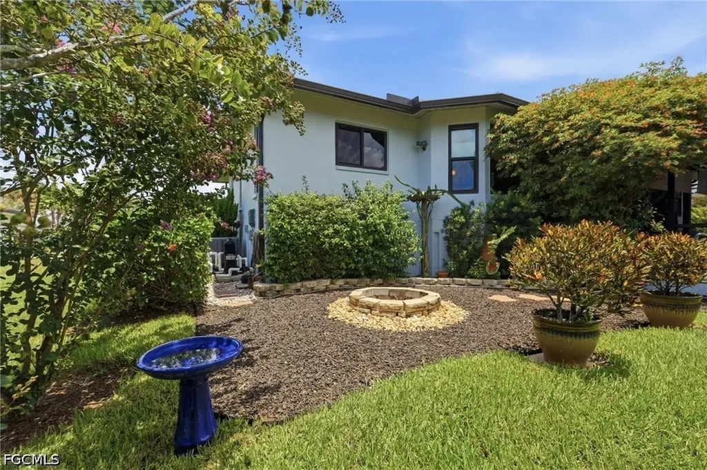 6037 Birnam Wood Lane Fort Myers FL 33908