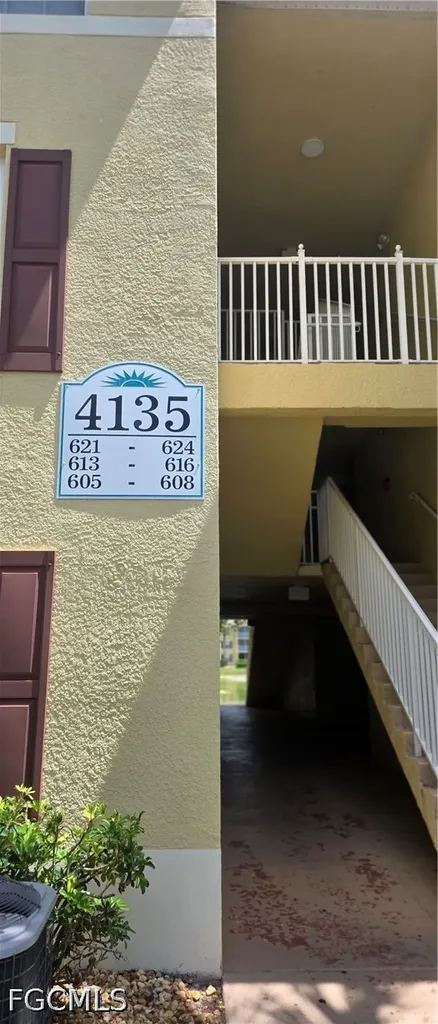 4135 Residence Drive Fort Myers FL 33901