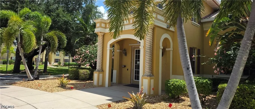 4135 Residence Drive Fort Myers FL 33901