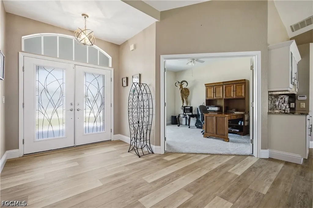 430 SW 44th Terrace Cape Coral FL 33914