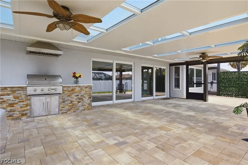 430 SW 44th Terrace Cape Coral FL 33914