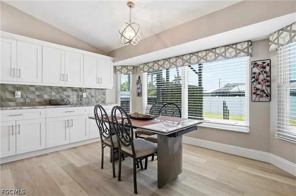 430 SW 44th Terrace Cape Coral FL 33914