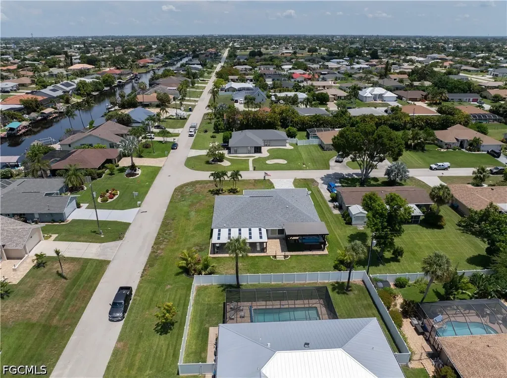 430 SW 44th Terrace Cape Coral FL 33914